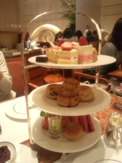 �y�����ЂƂƂ���