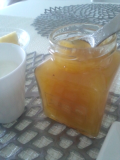 �^�Ă̋L���E�E�E��