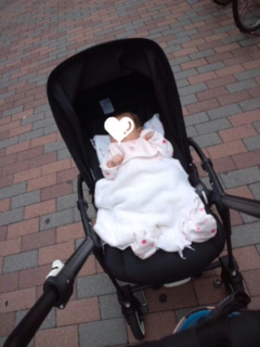 ���@����