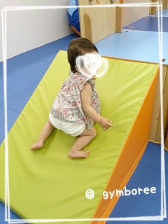 �������B