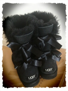 ���j���B