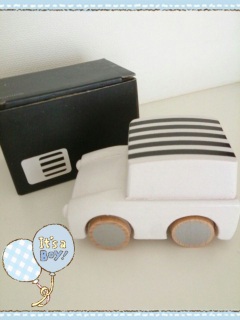 ��������B